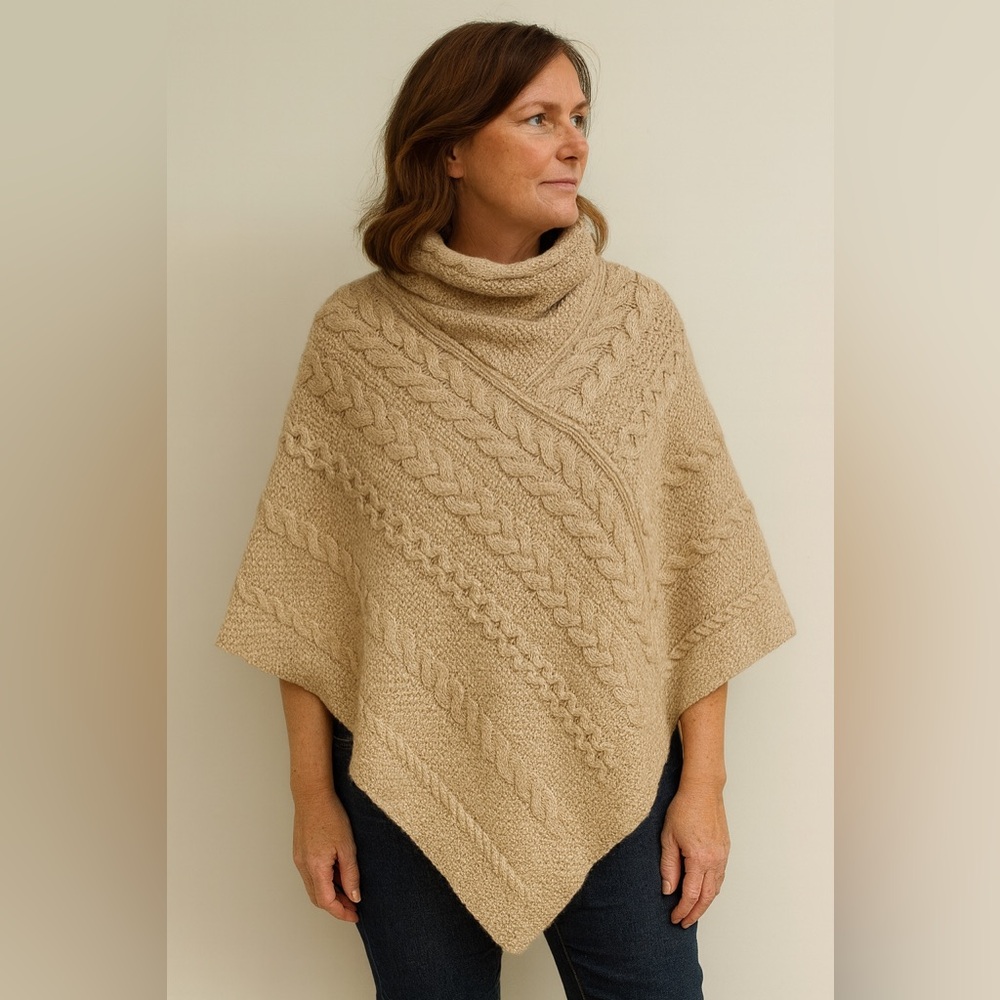 Inis Crafts Tan Merino Wool Cable Knit Ponch‎ Sz. M/L